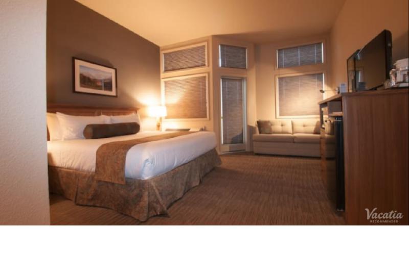 Meadow Lake Golf and Ski Resort image