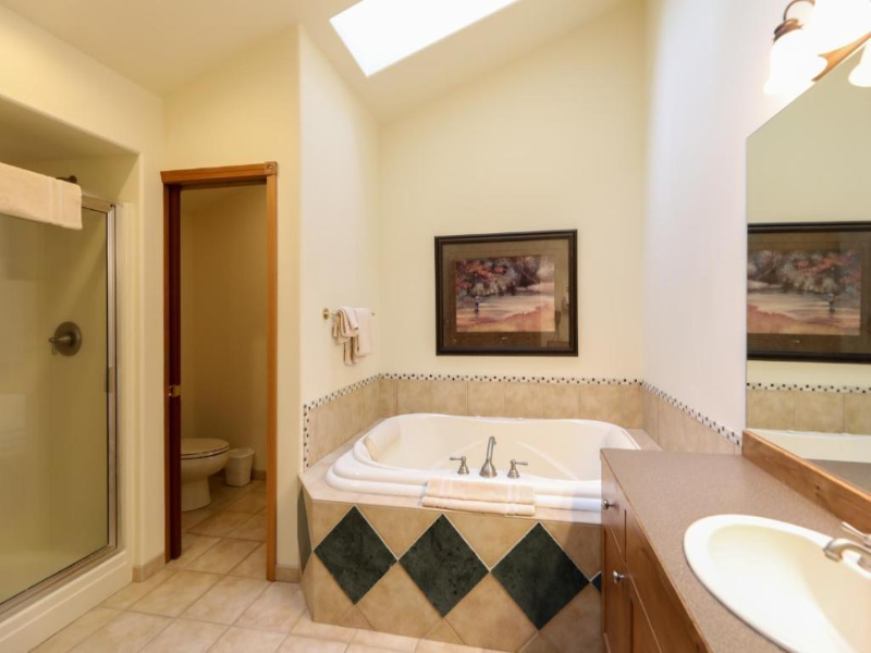 Meadow Lake Golf and Ski Resort image