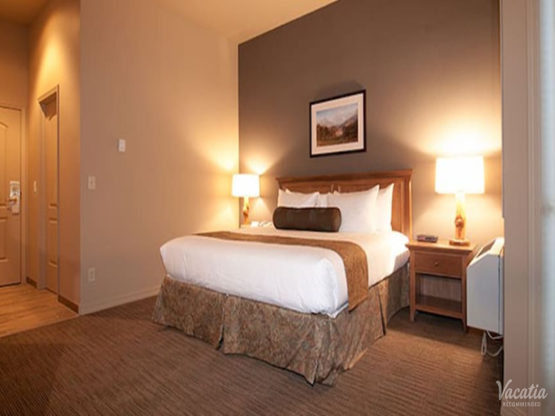 Meadow Lake Golf and Ski Resort image