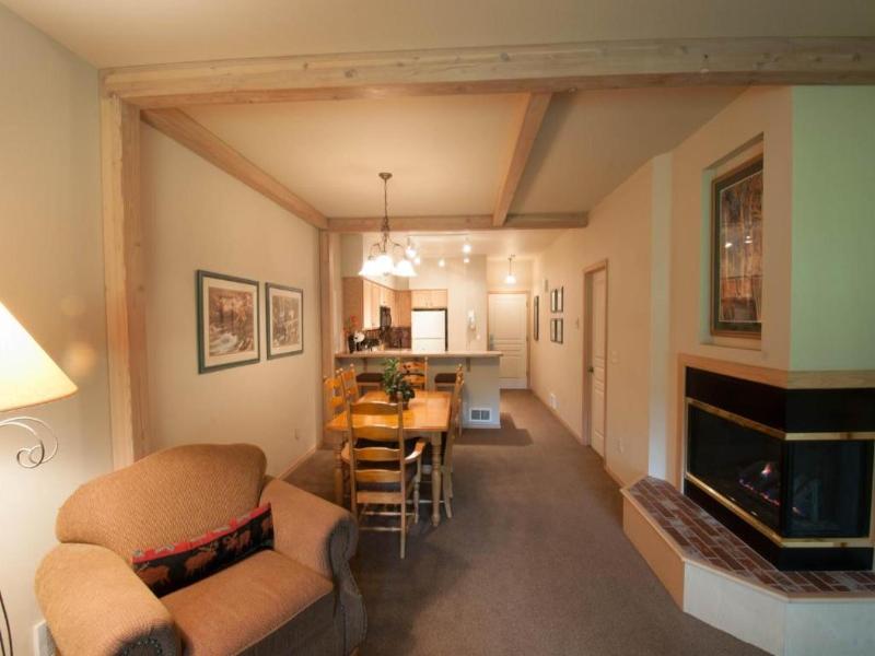 Meadow Lake Golf and Ski Resort image