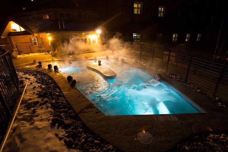 Sugarloaf Mountain Hotel image
