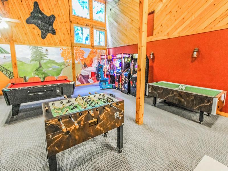 Smoketree Lodge