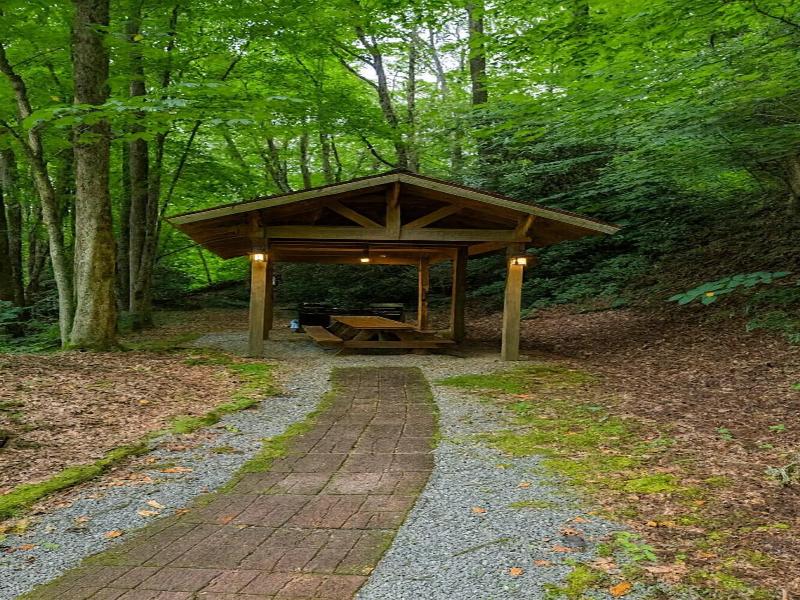Smoketree Lodge