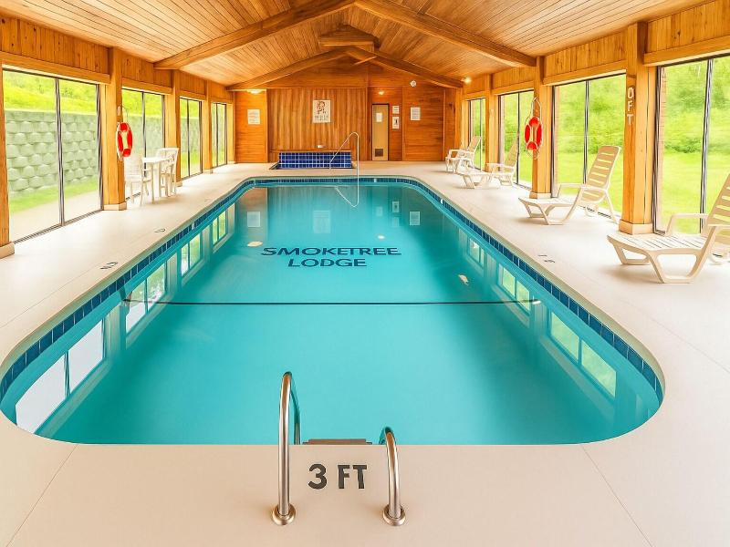 Smoketree Lodge