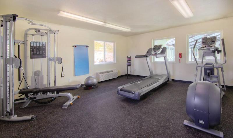WorldMark Surfside Inn image 9