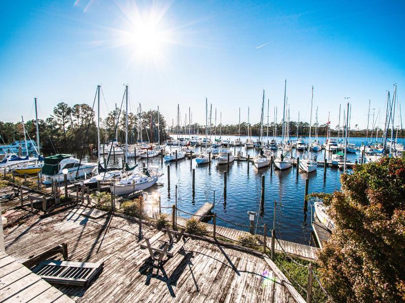 Waterwood Townhouses, New Bern