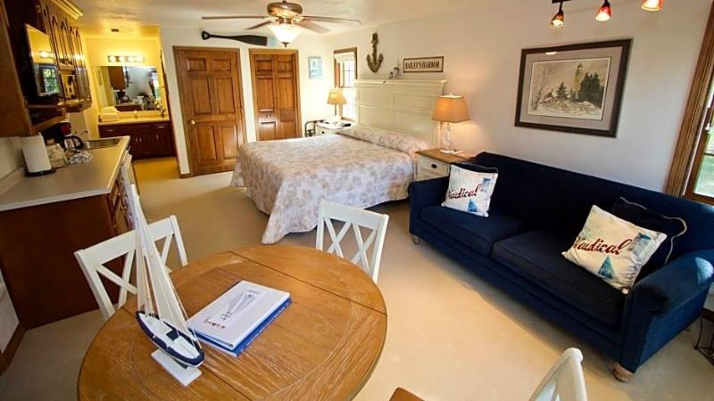 Baileys Harbor Yacht Club Resort