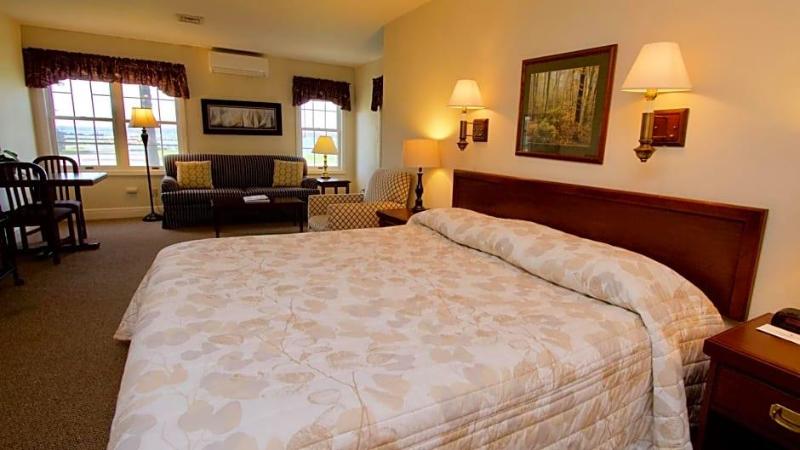 Baileys Harbor Yacht Club Resort