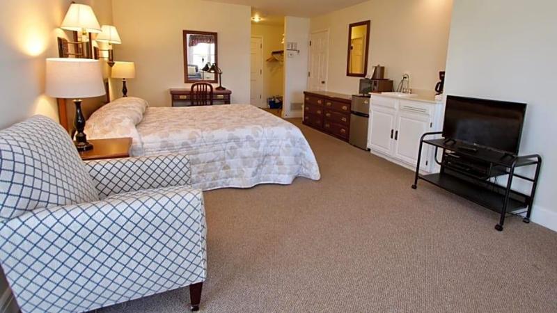 Baileys Harbor Yacht Club Resort