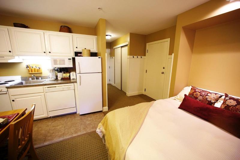 Grand Summit Resort, A Vail Resorts Property image