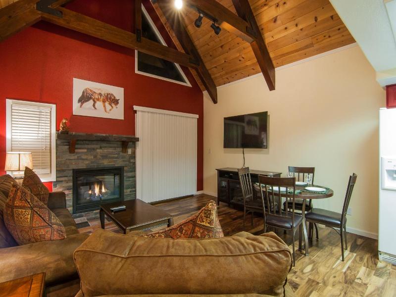 North Lake Lodges image