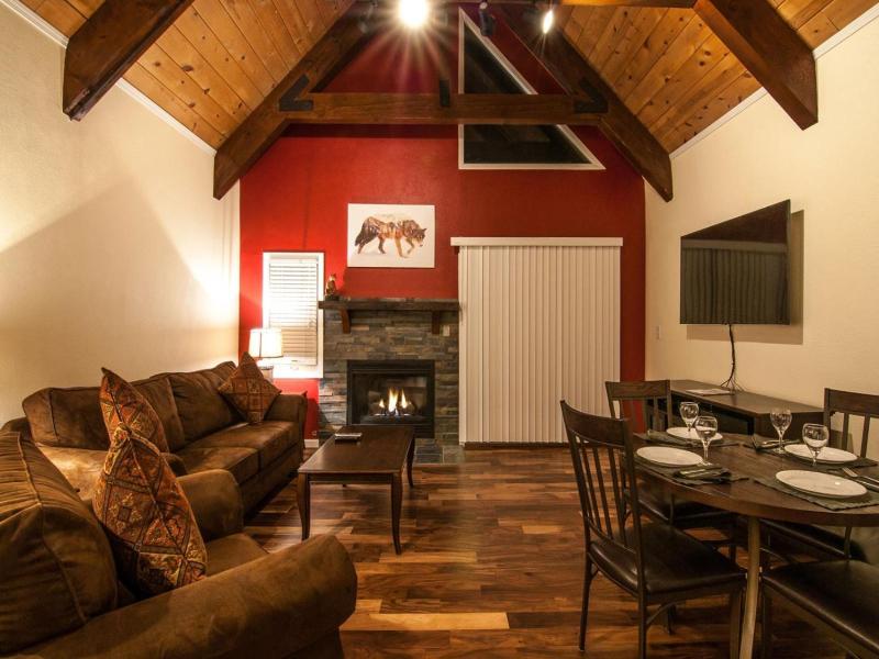 North Lake Lodges image