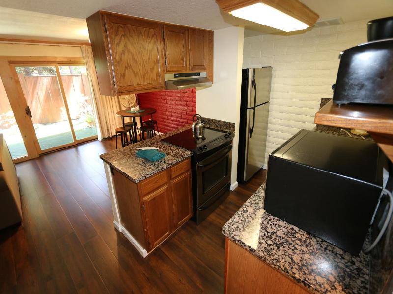 North Lake Lodges image