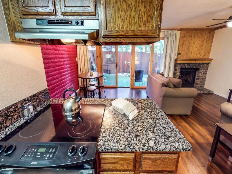 North Lake Lodges image