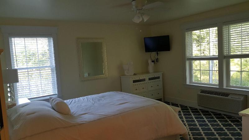 Sheepscot Harbour Village & Resort image