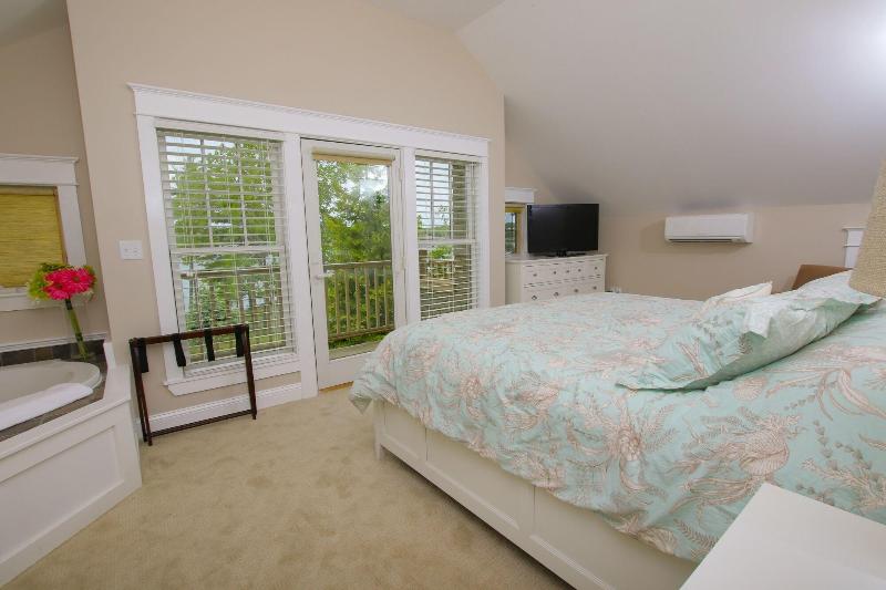 Sheepscot Harbour Village & Resort image
