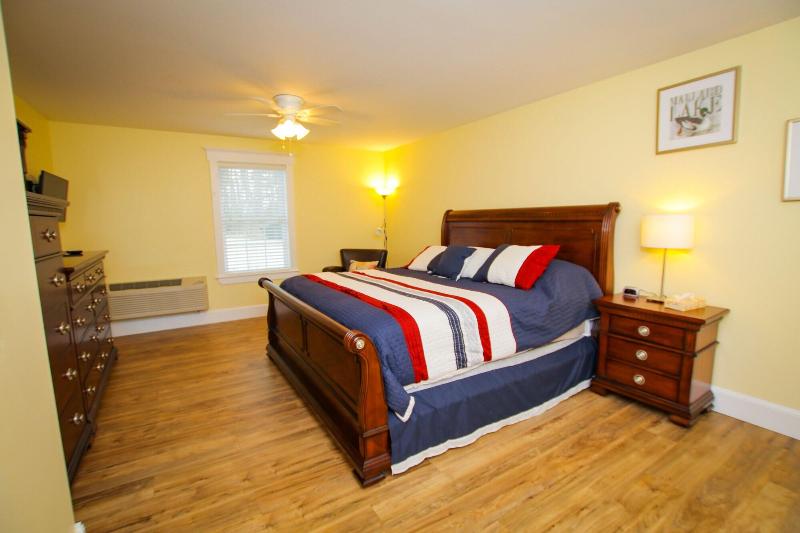 Sheepscot Harbour Village & Resort image