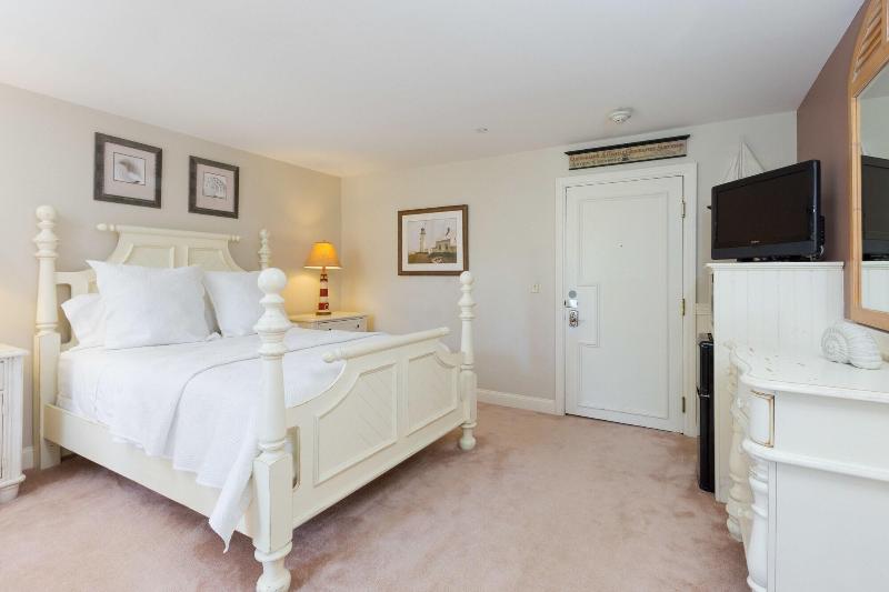 Sheepscot Harbour Village & Resort image