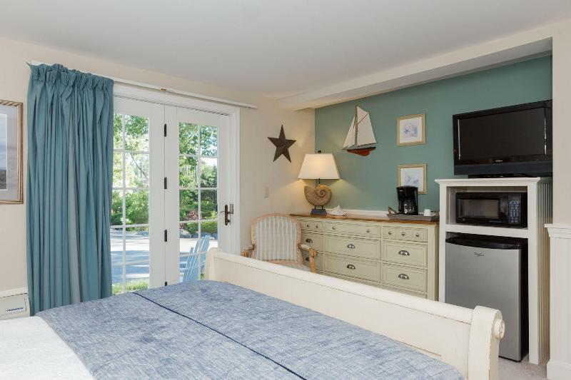 Sheepscot Harbour Village & Resort image