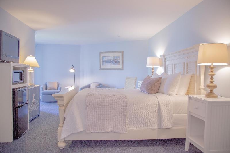 Sheepscot Harbour Village & Resort image