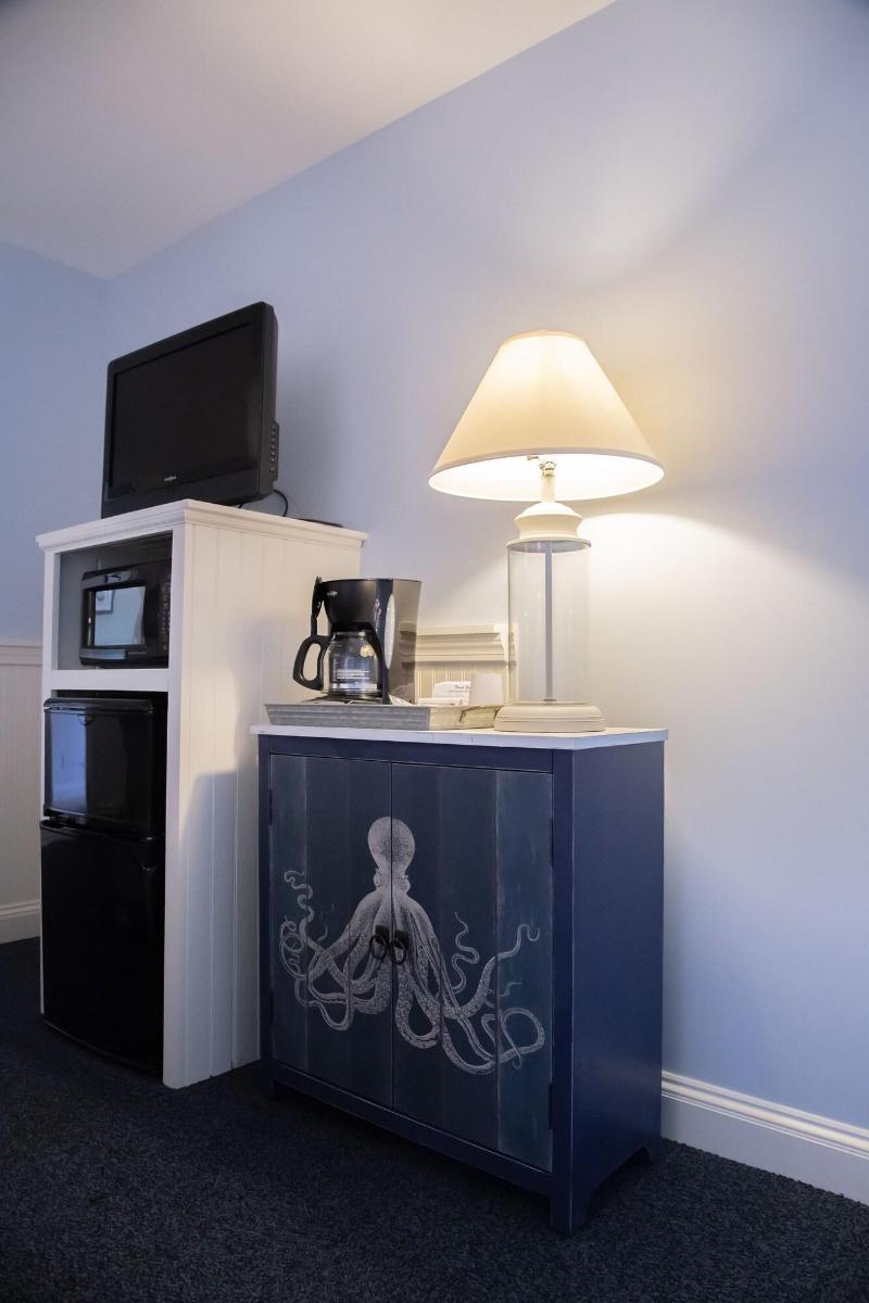 Sheepscot Harbour Village & Resort image