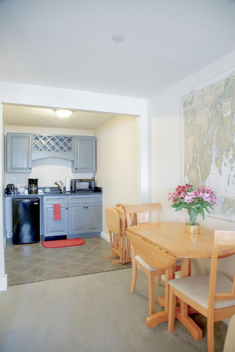 Sheepscot Harbour Village & Resort image