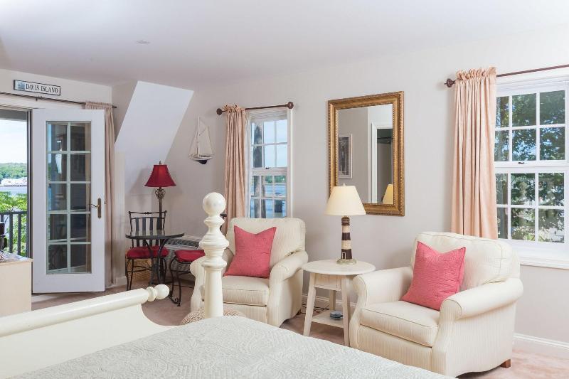 Sheepscot Harbour Village & Resort image