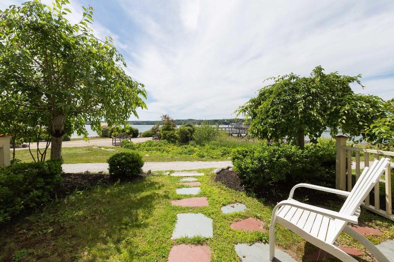 Sheepscot Harbour Village & Resort image