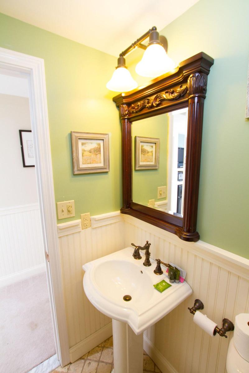 Sheepscot Harbour Village & Resort image