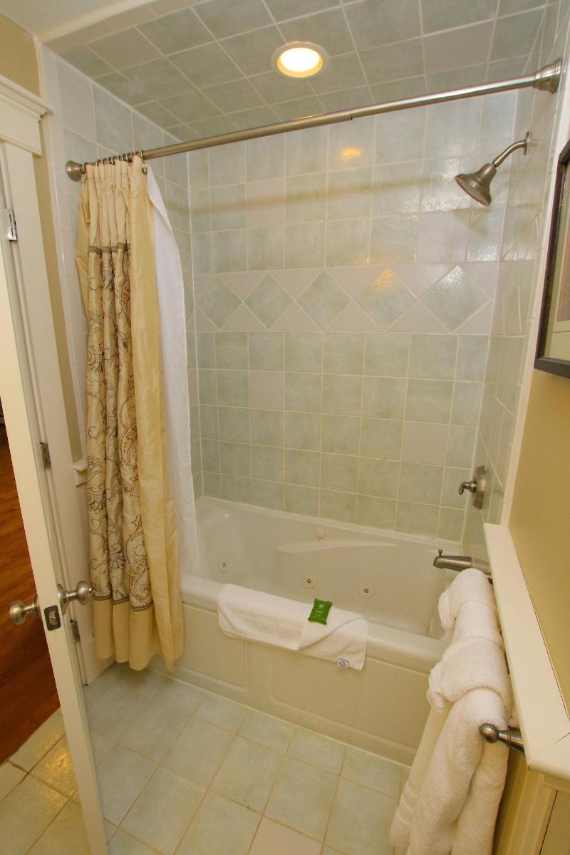Sheepscot Harbour Village & Resort image