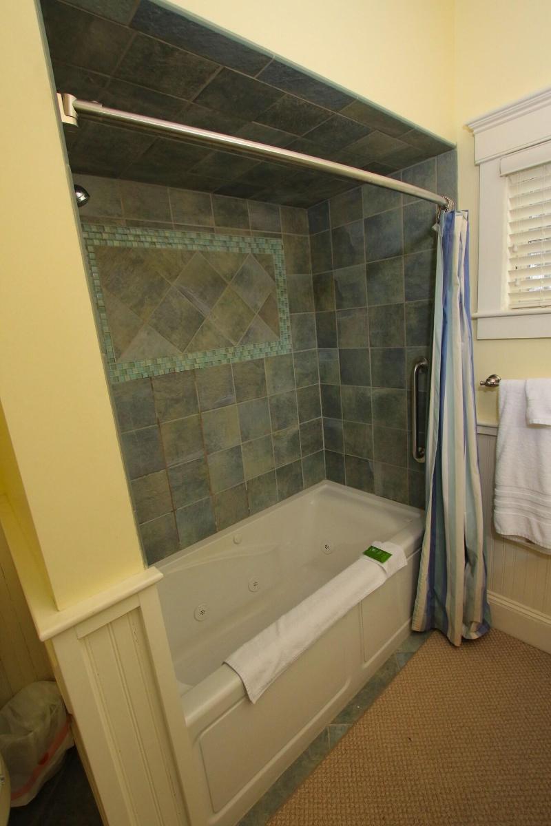Sheepscot Harbour Village & Resort image