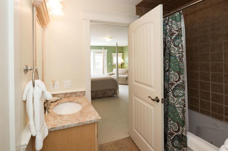 Sheepscot Harbour Village & Resort image