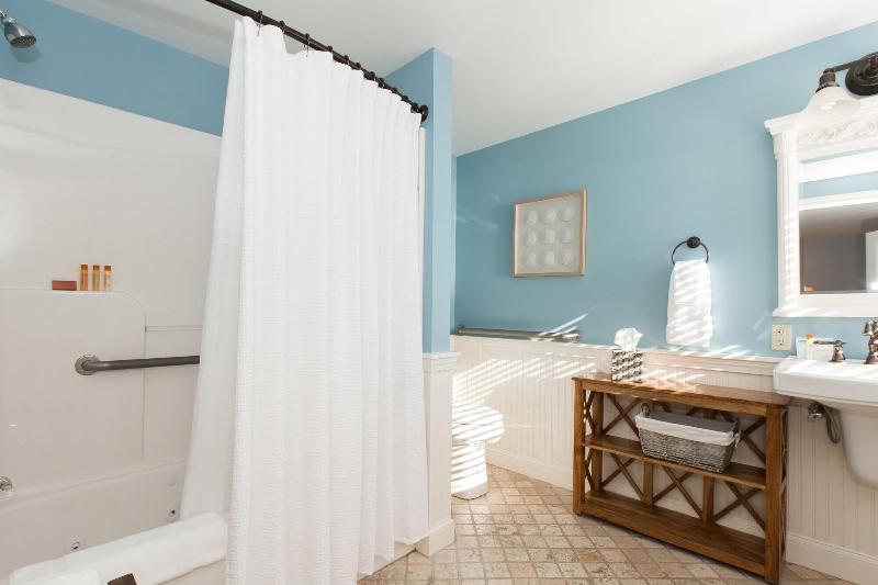 Sheepscot Harbour Village & Resort image