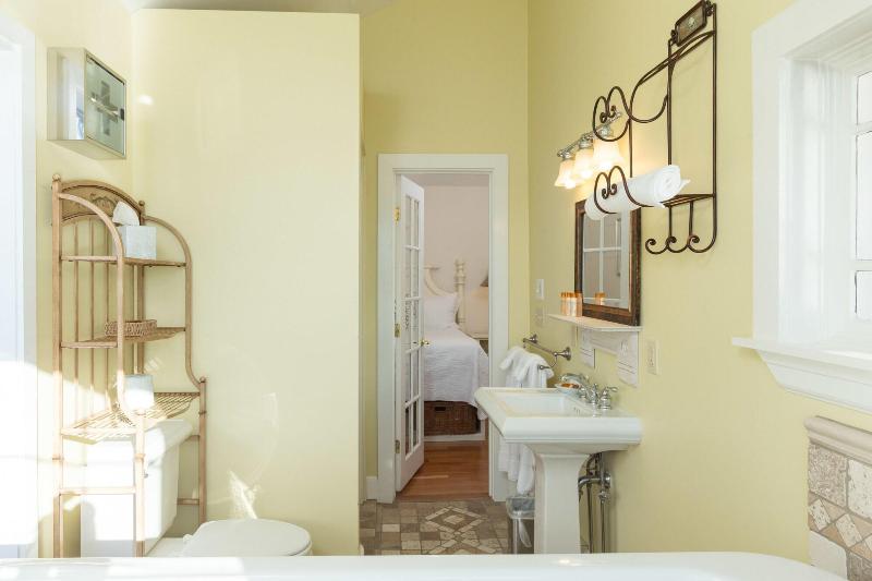 Sheepscot Harbour Village & Resort image