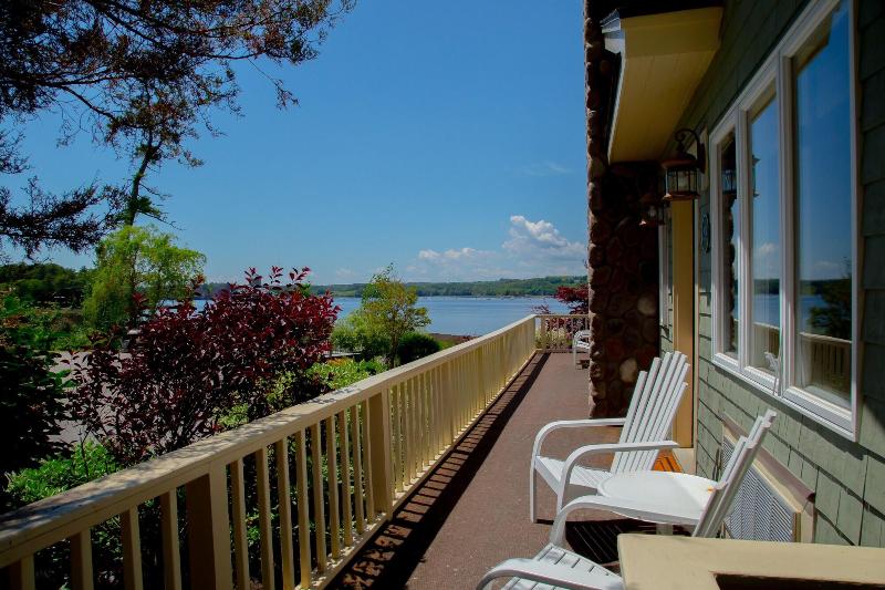 Sheepscot Harbour Village & Resort image
