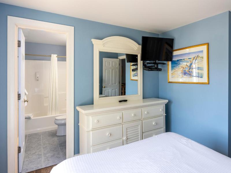Beachside Village Resort image