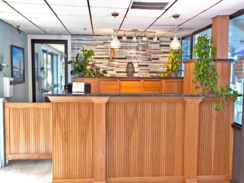 Holly Tree Resort image