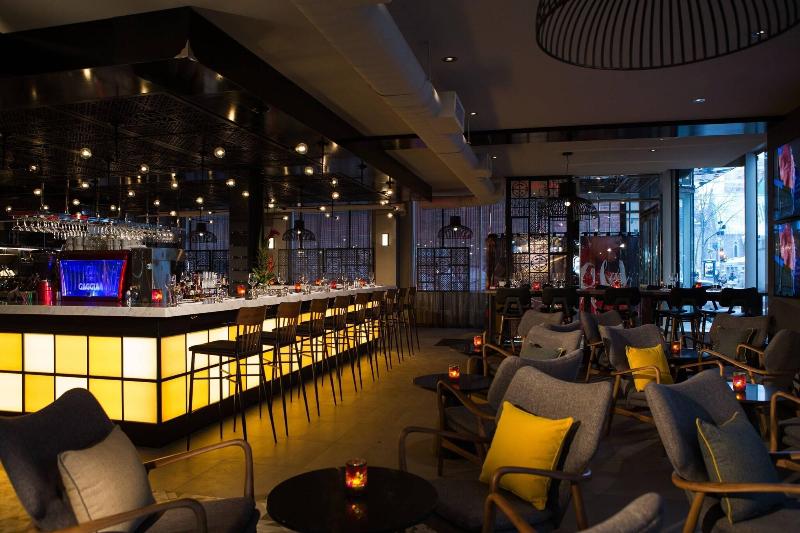 Stay in style at Renaissance Montreal Downtown Hotel