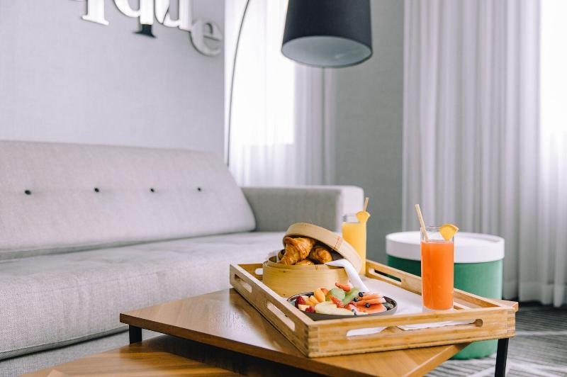 Stay in style at Renaissance Montreal Downtown Hotel