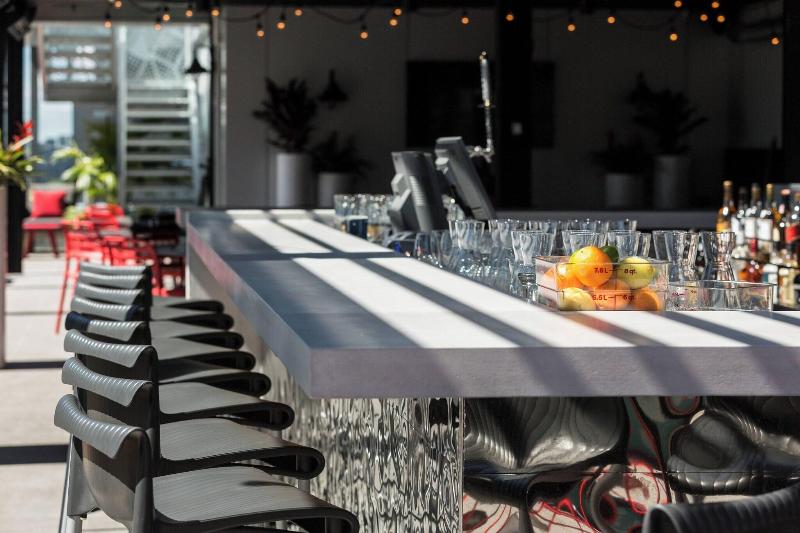 Stay in style at Renaissance Montreal Downtown Hotel