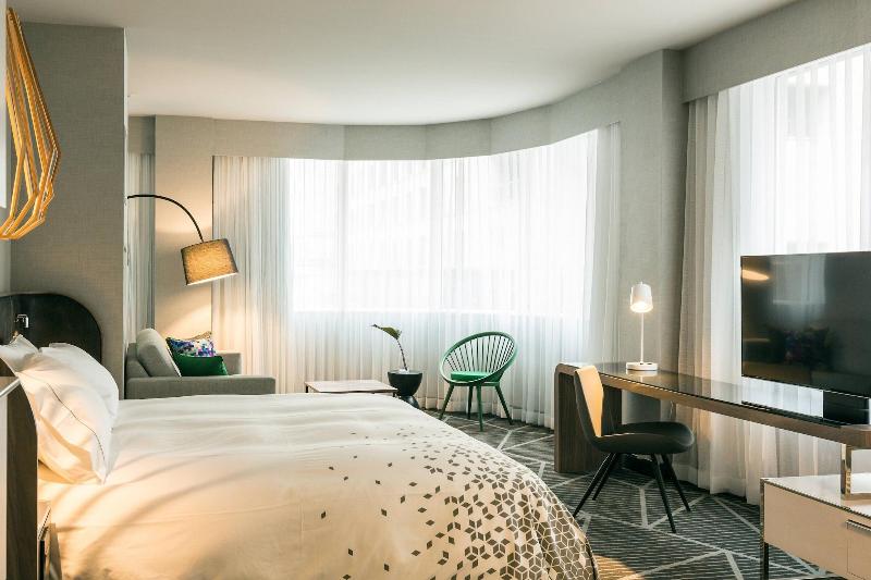 Stay in style at Renaissance Montreal Downtown Hotel