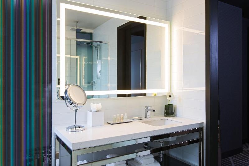 Stay in style at Renaissance Montreal Downtown Hotel