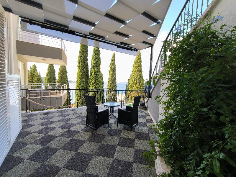 Apartments Didan image