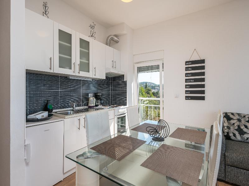 Apartments Didan image