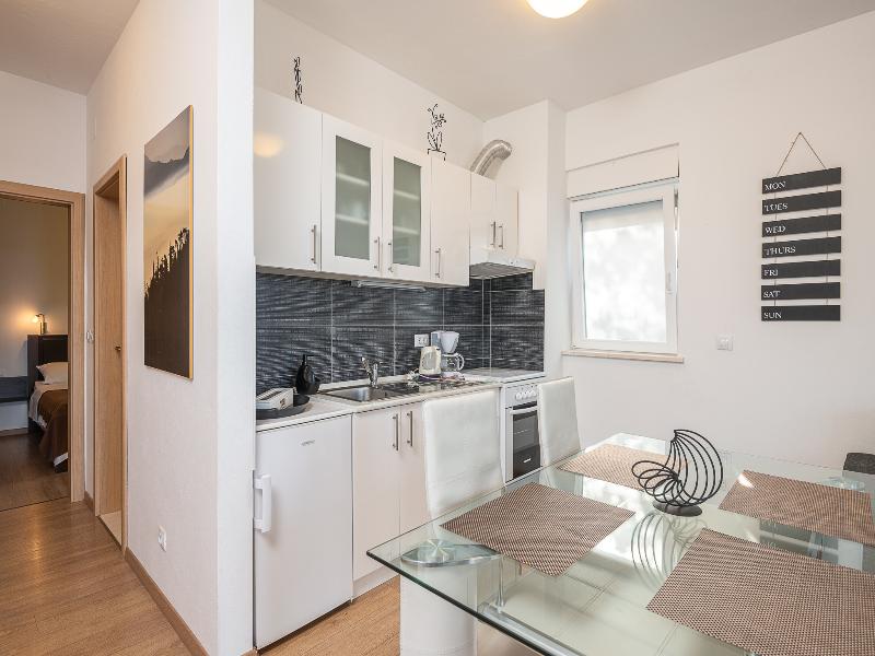 Apartments Didan image
