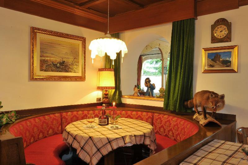 HOTEL CRISTALLO image