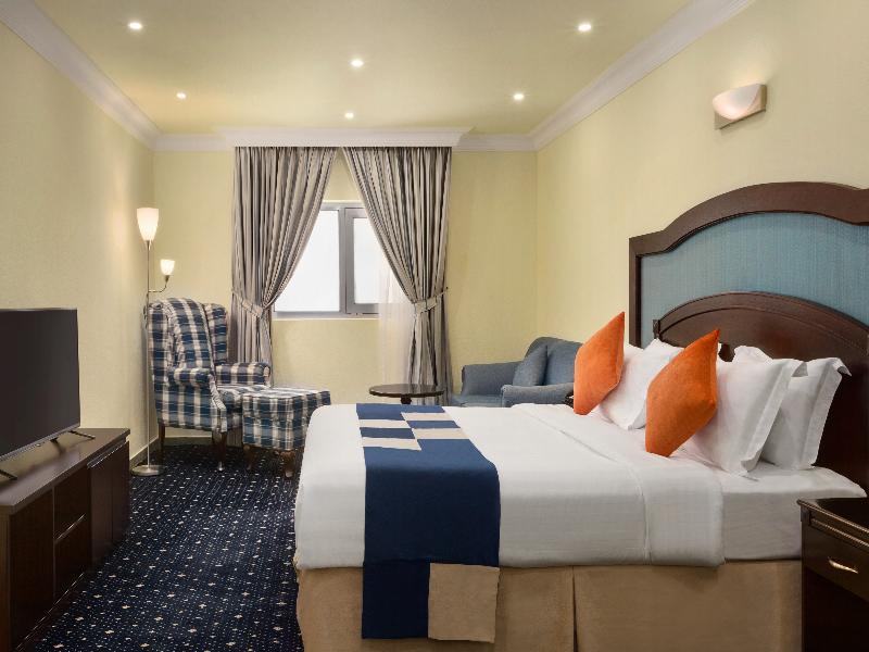 Howard Johnson By Wyndham Dammam image
