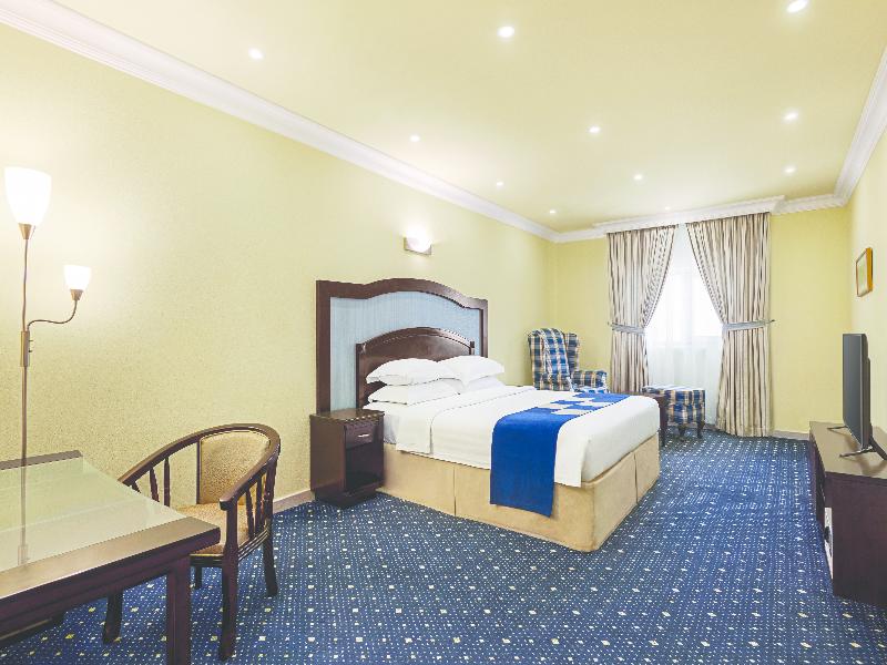 Howard Johnson By Wyndham Dammam image