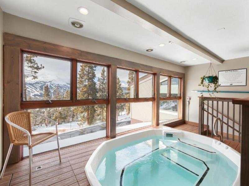 Gold Point  image