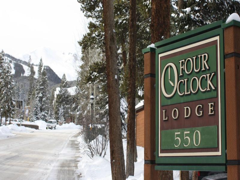 Four Oclock Lodge  image